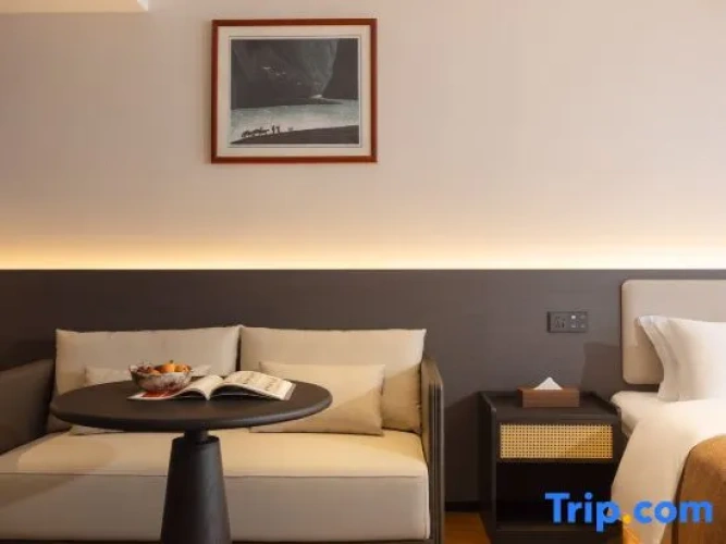 2 Bedrooms Twin Family Suite with balcony