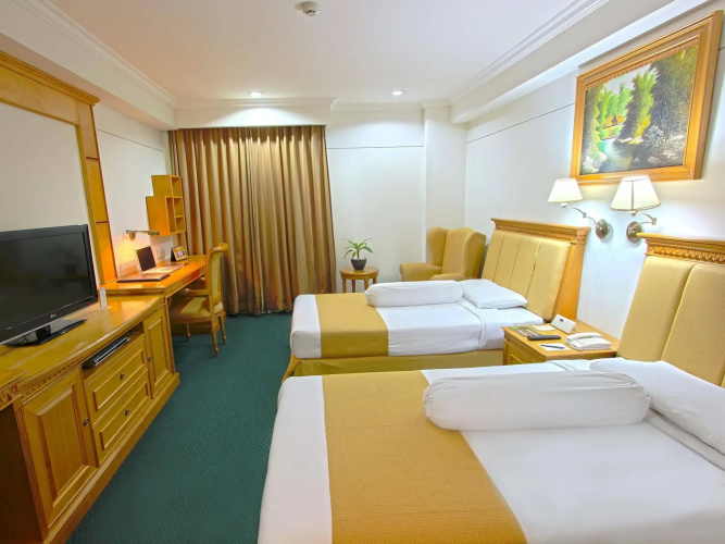 Harmoni Suites Hotel
