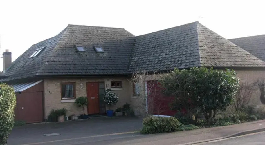 Twentysix Guesthouse