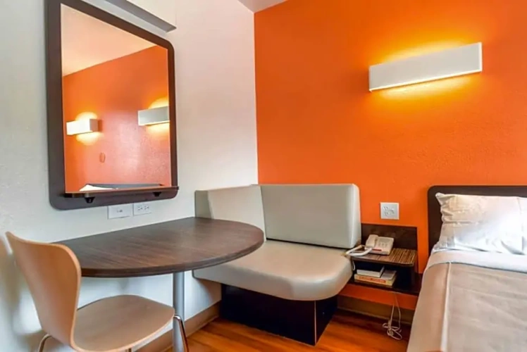 Standard room