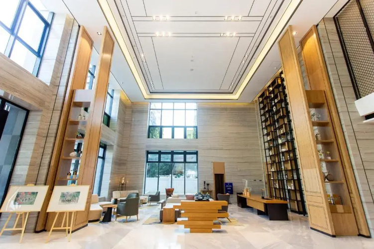 Rezen Longuu Hotel