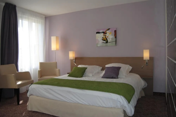Brit Hotel Chateaudun