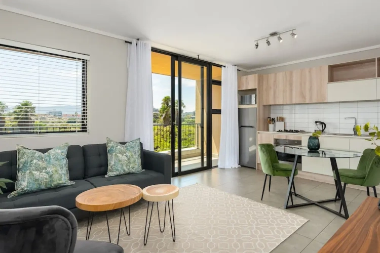 Grand Apartment with balcony