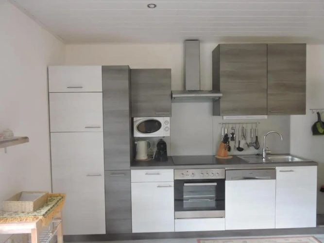 3 Bedrooms Apartment