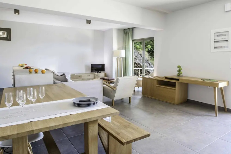 Villa Lefki