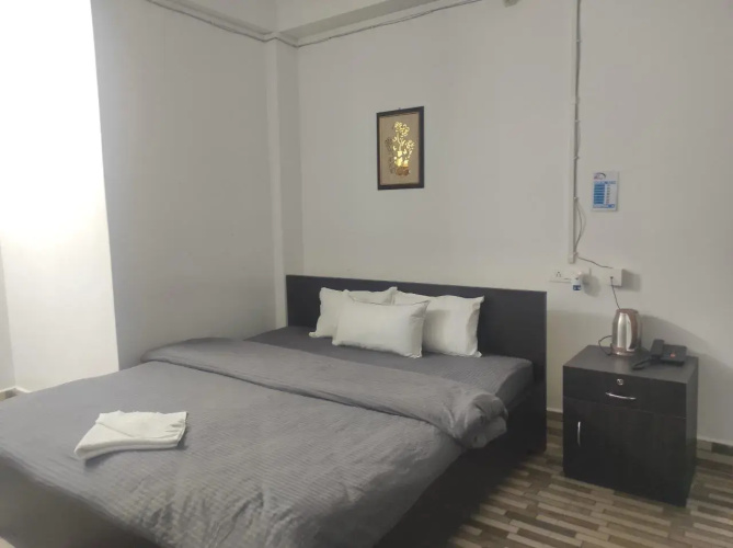 Hotel 7 Eleven