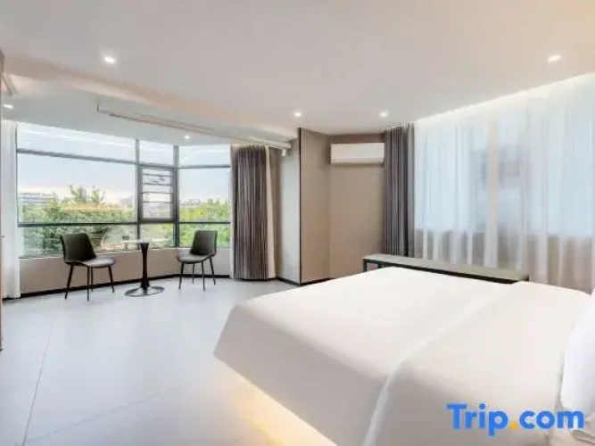 Executive Suite with river view