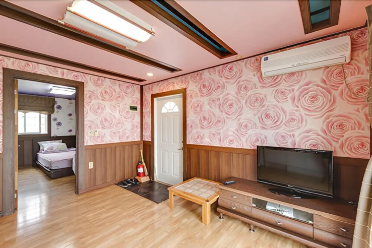 Anmyeondo Eden Dongsan Pension