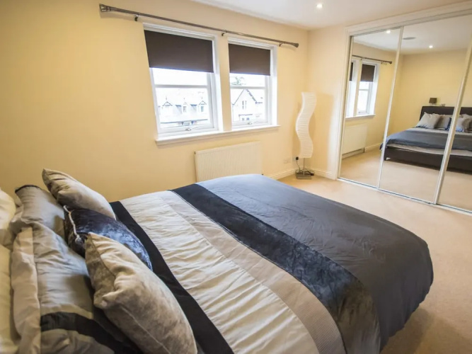 Crown Luxury Serviced Apartments