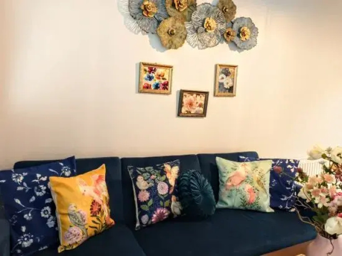 Explore New York from Jackson Heights
