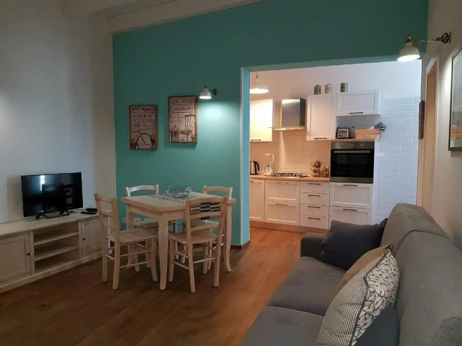 2 Bedrooms Cottage