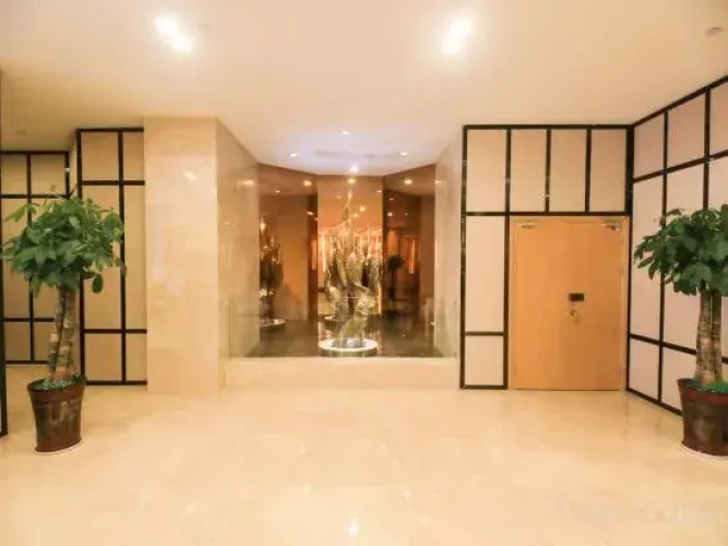 Bazhong Days Hotel
