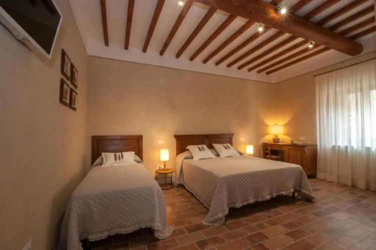 Classic Triple room