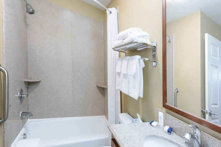 1 Bedroom Double Suite