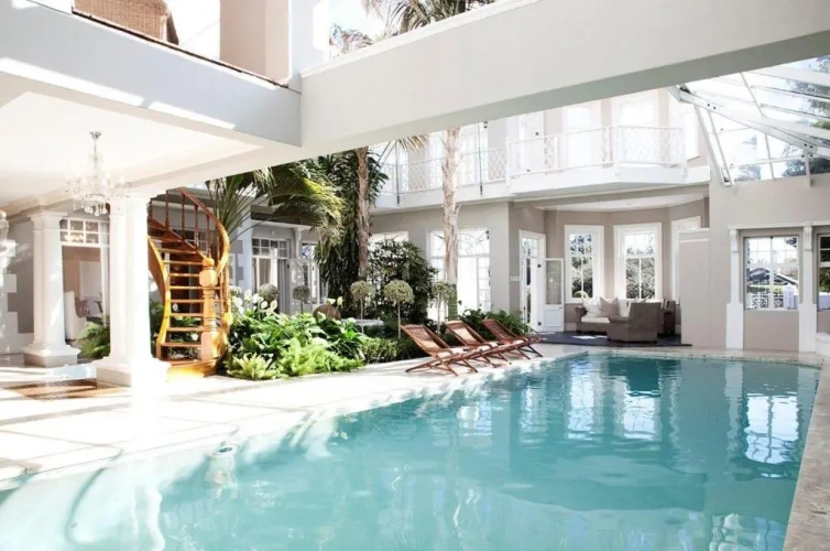 Twin Suite with pool view