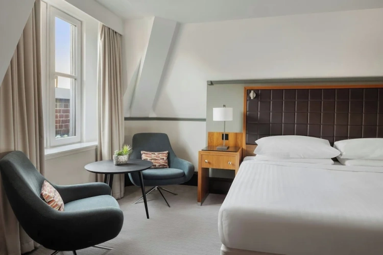 Executive Double Suite with city view