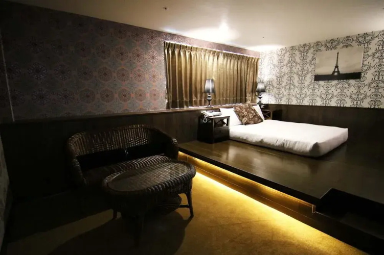 Hotel 6 Zhonghua