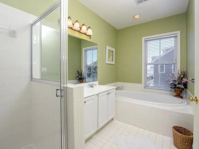 Island Edge Drive 28