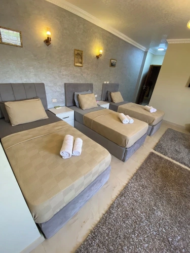 Deluxe Quadruple room