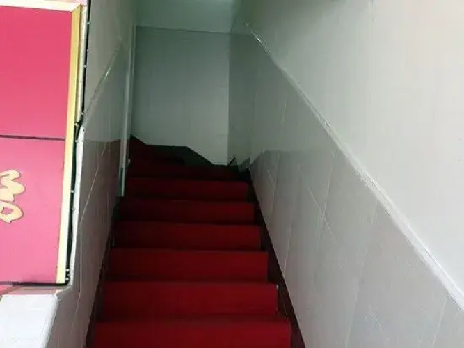Hairi Hotel