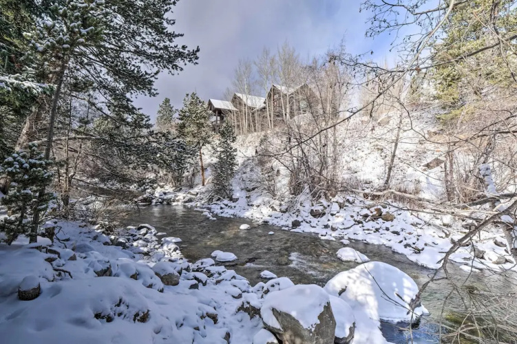 Tasteful Mountain Getaway on Frisco Bike Path