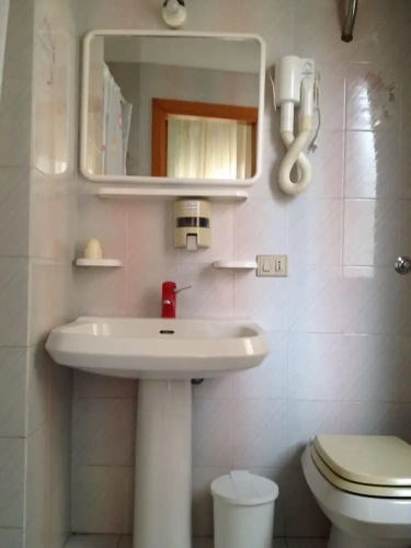 Standard Double room with city view