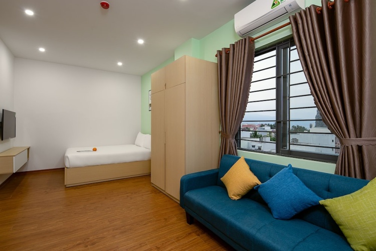 Fan House Hostel