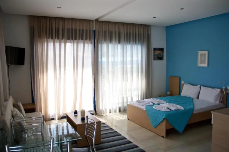 Apartment with balcony