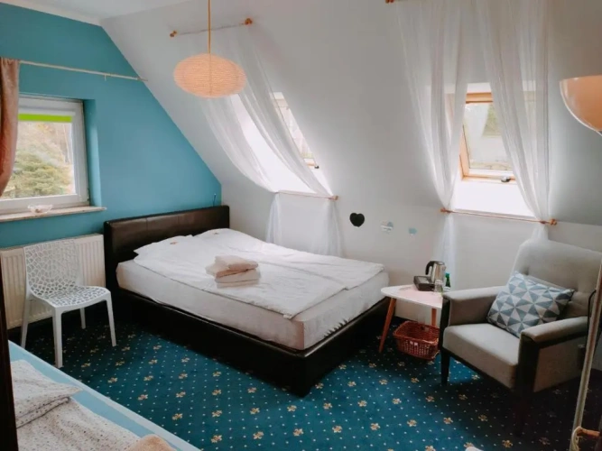 Standard Triple room