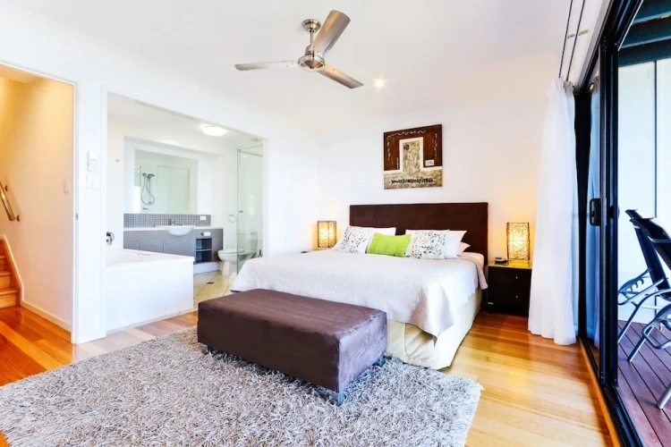 2 Bedrooms Apartment with balcony