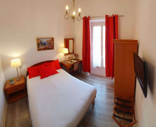 Hôtel Louvia