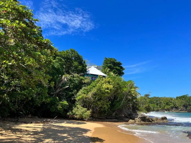 Bungalow with sea view