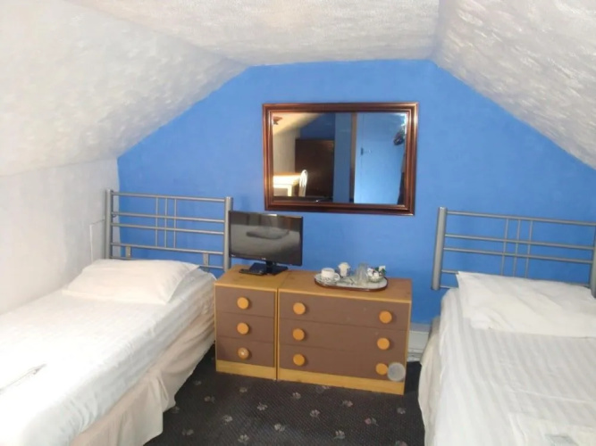 Spencer Court Hotel
