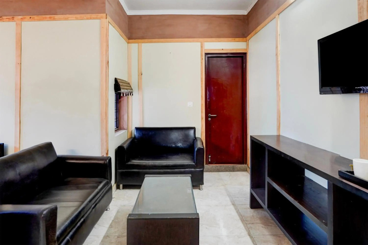 Flagship 4464 Maira Residency