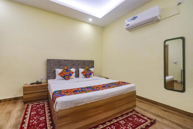 FabHotel Le Gardenia