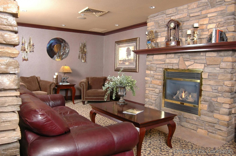 The Evergreen Hotel photo 13