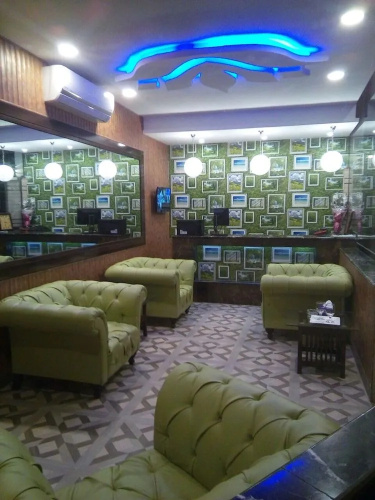 Lotus 1 Hotel