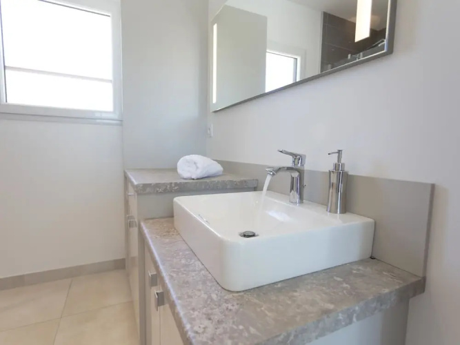 Luxury Villa With Private Pool in Cesseras
