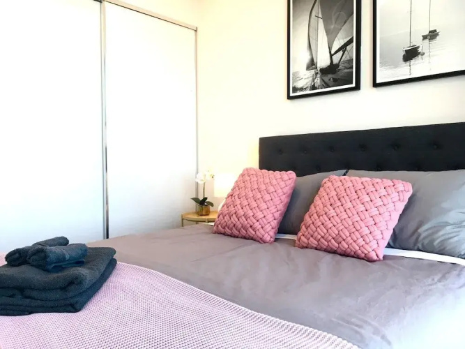 Shadow Play 2Bed Ocean View Apartment