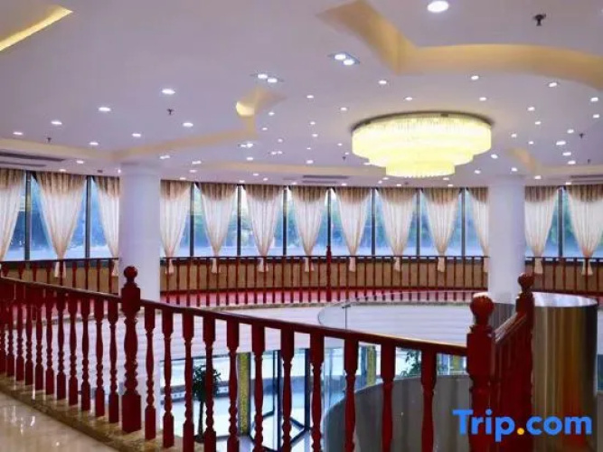 Thih Hotel Shanghai