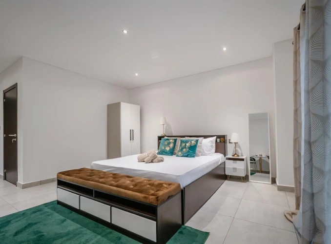 Deluxe Apartment