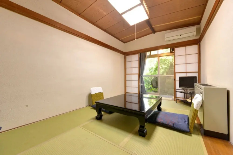 Shinhana no Chaya