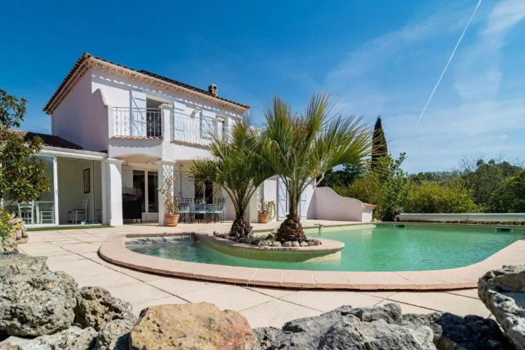 3 Bedrooms Cottage