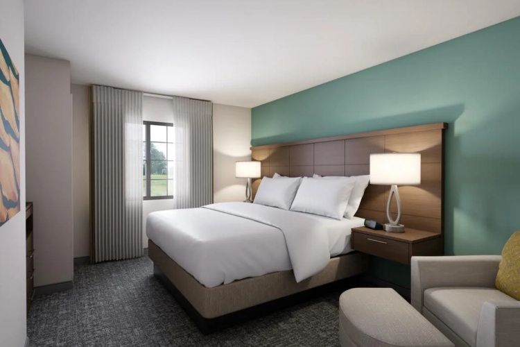 Staybridge Suites Columbus - Worthington