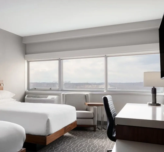 Standard Quadruple Club room