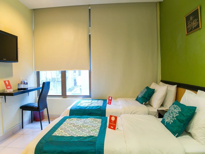 OYO 151 Twin Hotel