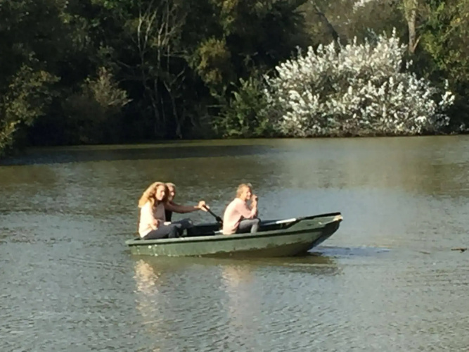 Au Fil de L'eau