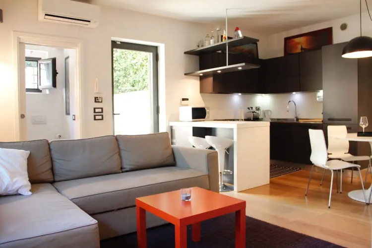 Bolognese Home