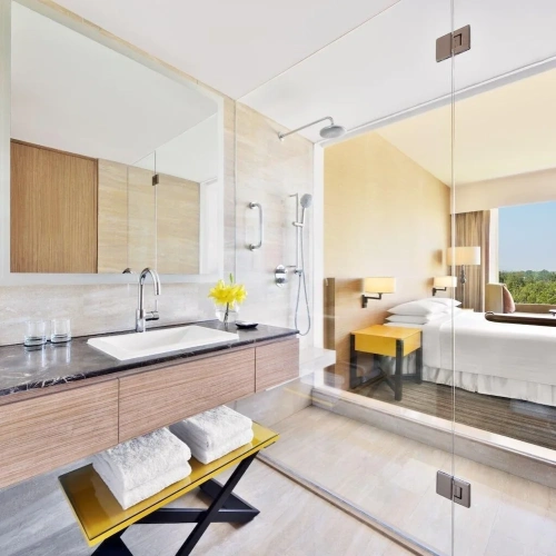 Executive Double room with pool view