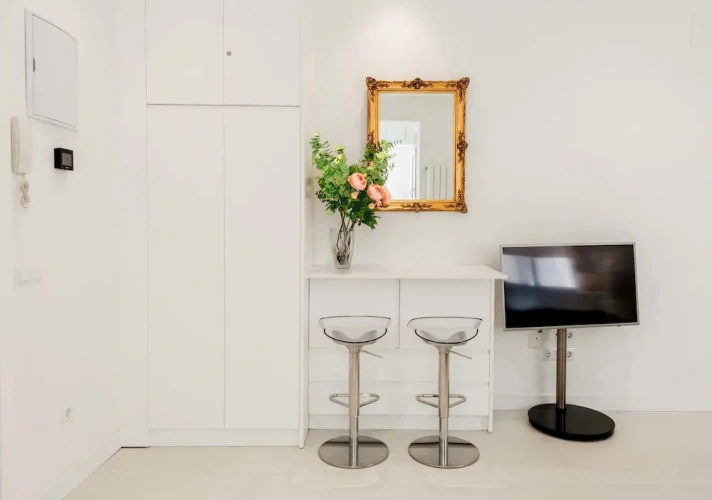 3 Bedrooms Luxury Apartment